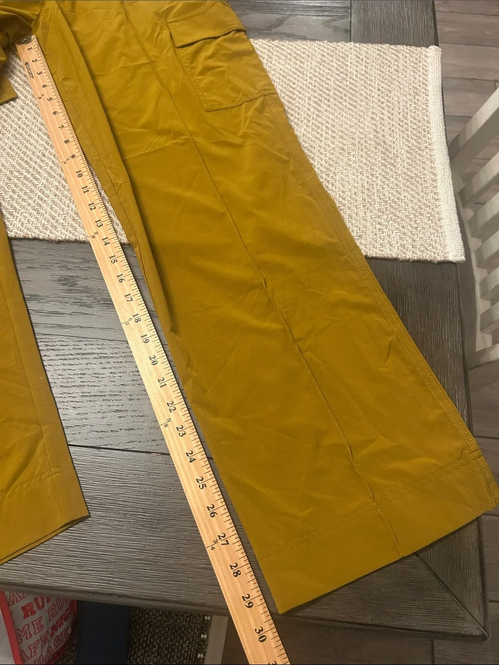 Athleta NWT Vienna Cargo PANTS Yellow Gold High Rise Straight-Leg Trousers Sz 10